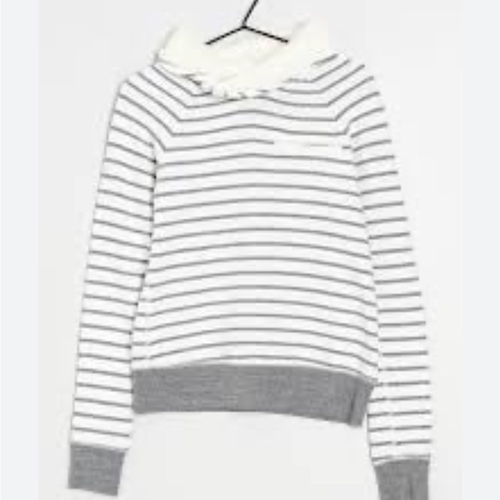 Abercrombie & Fitch White Striped Hoodie with Gray Trim